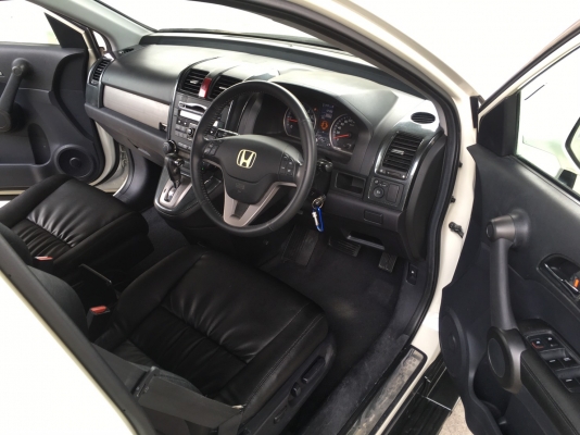 Honda CR-V 2.0SF 4 WD ปี 2011 รถมือเดียว ไม่เคยชนไม่เคยติดแก๊ซ อุปกรณ์ครบพร้อมโอน