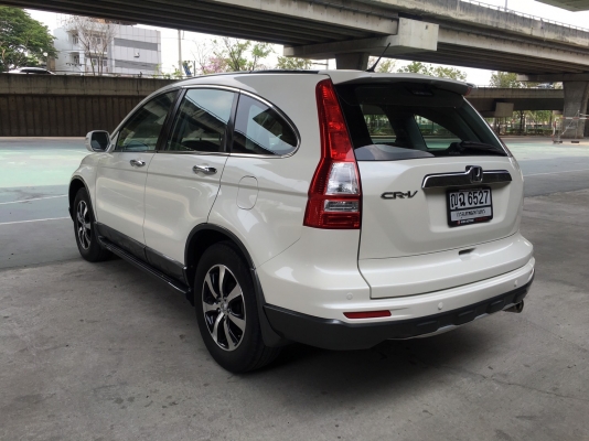 Honda CR-V 2.0SF 4 WD ปี 2011 รถมือเดียว ไม่เคยชนไม่เคยติดแก๊ซ อุปกรณ์ครบพร้อมโอน