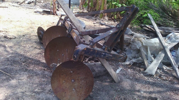 FROD 6610 สองเพลา อุปกรณ์2อย่างใบดัน ผาน3 เล่มทะเบียนพร้อมโอน FROD 6610 สองเพลา อุปกรณ์2อย่างใบดัน ผาน3 เล่มทะเบียนพร้อมโอน