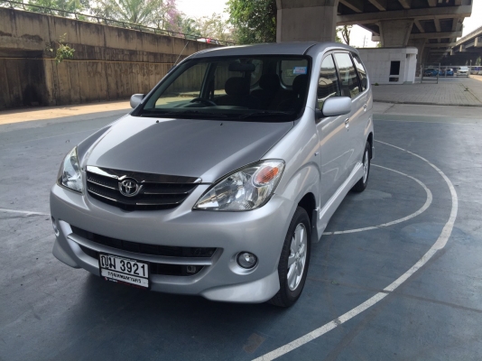 Toyota Avaza 1.5S ปี 2011 รถมือเดียวไม่เคยเชี่ยวชน แก๊ซหัวฉีดถังโดนัท ไมล์แท้ 8x.xxx km อุปกรณ์ครบเล่มพร้อมโอน