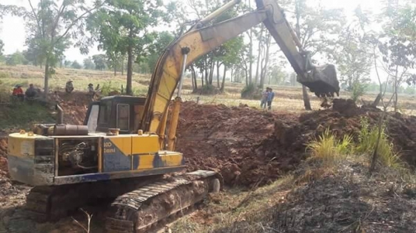 ขายแบคโค SK200-2 มาร์คทู เครื่องดี ปั้มดี ทำงานเร็ว เอกสารใบซื้อขาย สนใจโทร 090-8588220คุณนะ 093-3258446คุณบิว หรือเข้าดูสินค้าอื่นๆได้ที่ www.truck.in.th/498 หรือเพจFacebook ณรงค์ ซื้อขายรถมือสอง (เว็บไซต์ส่วนตัว) หรือFacebook คุณนะ รถบรรทุก ขายแบคโค SK200-2 มาร์คทู เครื่องดี ปั้มดี ทำงานเร็ว เอกสารใบซื้อขาย สนใจโทร 090-8588220คุณนะ 093-3258446คุณบิว หรือเข้าดูสินค้าอื่นๆได้ที่ www.truck.in.th/498 หรือเพจFacebook ณรงค์ ซื้อขายรถมือสอง (เว็บไซต์ส่วนตัว) หรือFacebook คุณนะ รถบรรทุก