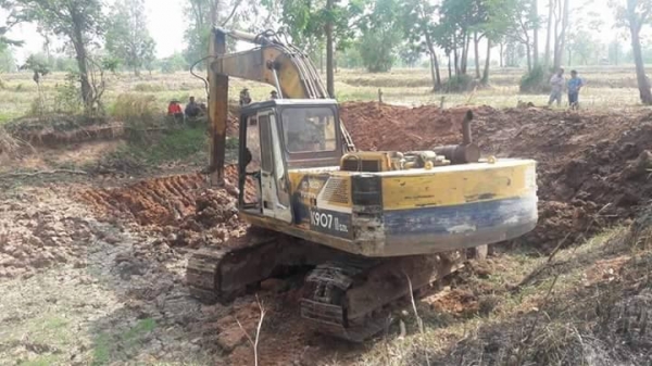 ขายแบคโค SK200-2 มาร์คทู เครื่องดี ปั้มดี ทำงานเร็ว เอกสารใบซื้อขาย สนใจโทร 090-8588220คุณนะ 093-3258446คุณบิว หรือเข้าดูสินค้าอื่นๆได้ที่ www.truck.in.th/498 หรือเพจFacebook ณรงค์ ซื้อขายรถมือสอง (เว็บไซต์ส่วนตัว) หรือFacebook คุณนะ รถบรรทุก ขายแบคโค SK200-2 มาร์คทู เครื่องดี ปั้มดี ทำงานเร็ว เอกสารใบซื้อขาย สนใจโทร 090-8588220คุณนะ 093-3258446คุณบิว หรือเข้าดูสินค้าอื่นๆได้ที่ www.truck.in.th/498 หรือเพจFacebook ณรงค์ ซื้อขายรถมือสอง (เว็บไซต์ส่วนตัว) หรือFacebook คุณนะ รถบรรทุก