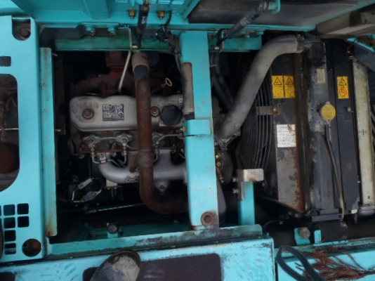 == แบคโฮมือสองญี่ปุ่น / SK200SR == ติดต่อ / ใหม่ 0614194022