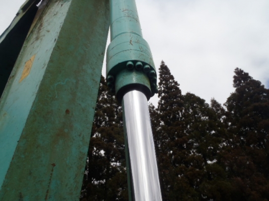 == แบคโฮมือสองญี่ปุ่น / SK200SR == ติดต่อ / ใหม่ 0614194022