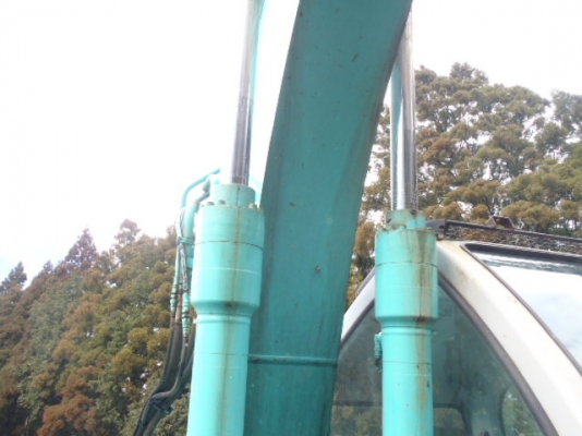 == แบคโฮมือสองญี่ปุ่น / SK200SR == ติดต่อ / ใหม่ 0614194022