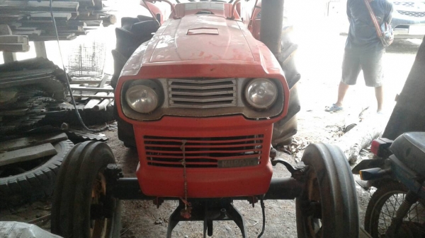 ขายรถไถ คูโบต้า L3001 , 1เพลา เครื่องแน่นดี เกียร์ดี พร้อมใช้งาน