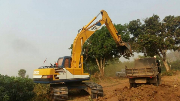 ขายแบคโค SK200-3 รถสวยสภาพดี มีเอกสารใบอินวอย สนใจโทร 090-8588220คุณนะ 093-3258446คุณบิว หรือเข้าดูสินค้าอื่นๆได้ที่ www.truck.in.th/498 หรือเพจFacebook ณรงค์ ซื้อขายรถมือสอง (เว็บไซต์ส่วนตัว) หรือFacebook คุณนะ รถบรรทุก