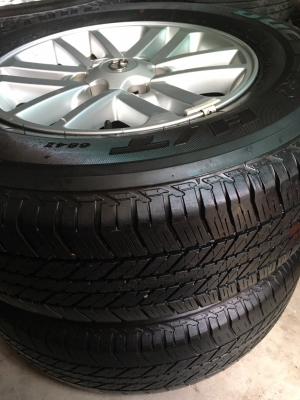 ขายล้อแม็ก Toyota Vigo Champ 17" พร้อมยางบริดโตน 265 65 17