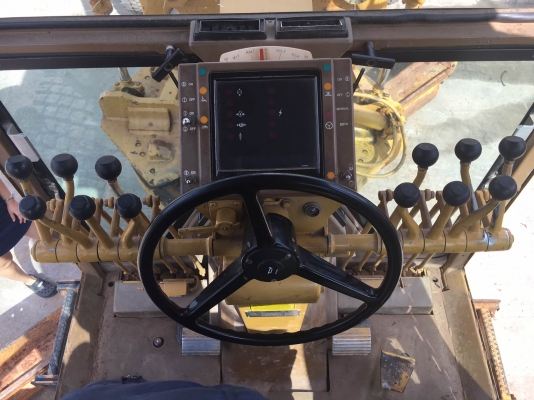 รถเกรด Caterpillar 140G #72V16574 *USA โทร. 080-6565422 (หนิง)