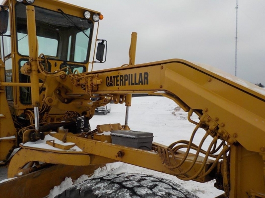 รถเกรด Caterpillar 140G #72V16574 *USA โทร. 080-6565422 (หนิง)