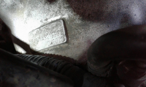 ขายเครื่องพร้อมเกียร์at  4g93 sohc อีคาร์