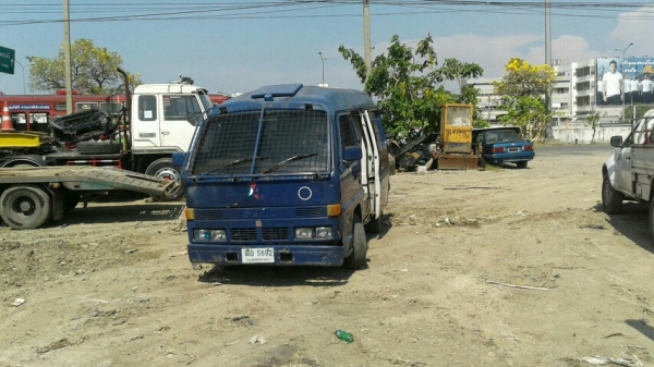 รถตู้กันกระสุน Isuzu Buddy เครื่อง 4JA1 90 แรงม้า พร้อมทะเบียน