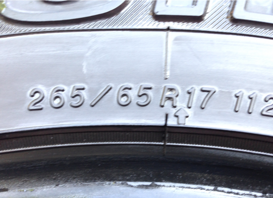 ยาง All Yokohama 265 65 17 ดอกเต็ม ใช้กันยาว ราคาไม่แพง ยาง All Yokohama 265 65 17 ดอกเต็ม ใช้กันยาว ราคาไม่แพง