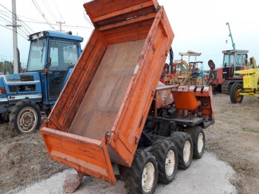 ขาย รถบรรทุก ดั้มเปอร์ ขับเคลื่อน 8 ล้อ ใช้ขนย้าย ดิน การเกษตรใช้เครื่อง KUBOTA ดีเชล 3 สูบ รุ่น RC-15FD