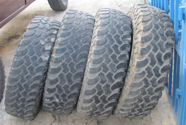 ขายยาง BF- MUD 255-85-16 สำหรับลุยสวนหรือทำยางอะไหล่ 4 เส้น 1,500 บาท