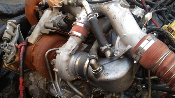 เครื่องยนต์ 6 uz สภาพใหม่สุดๆ จากญี่ปุ่น ถอดมาจากรถชน เครื่องยนต์ 6 uz สภาพใหม่สุดๆ จากญี่ปุ่น ถอดมาจากรถชน