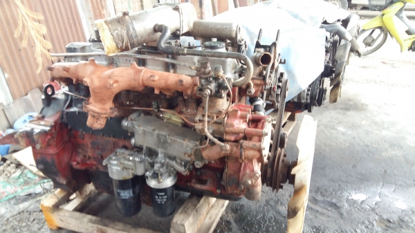 ขายเครื่อง hino m10c 240 แรง