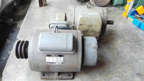 ** ขอบคุณผู้ซื้อทั้งสองท่าน &amp; พี่เสือครับ!! ** มอเตอร์ Mitsubishi &amp; Hitachi 3 HP. 220V. 2 สายไฟบ้านรุ่นหนักตัวเจแปน วิ่งเงียบพร้อมขึ้นงานมาเทสก่อนได้!!