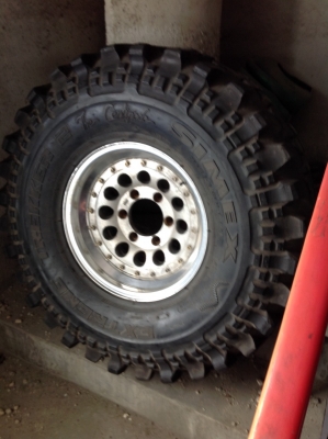 ขายด่วน!!! ล้อแม็กและยาง simex ตามรูปครับ