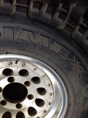 ขายด่วน!!! ล้อแม็กและยาง simex ตามรูปครับ