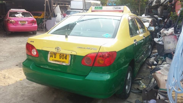 TAXI เขียวเหลือง TAXI เขียวเหลือง