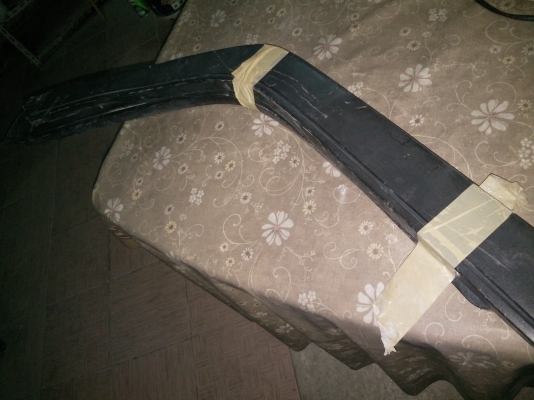 คิ้วขอบล้อร๊อคกี้