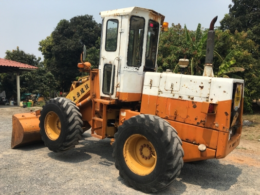 ขายรถตัก Komatsu 510 รถนอกนำเข้าจากญี่ปุ่น 100\% สภาพสวย พร้อมใช้งาน สนใจติดต่อ 081-948-5494