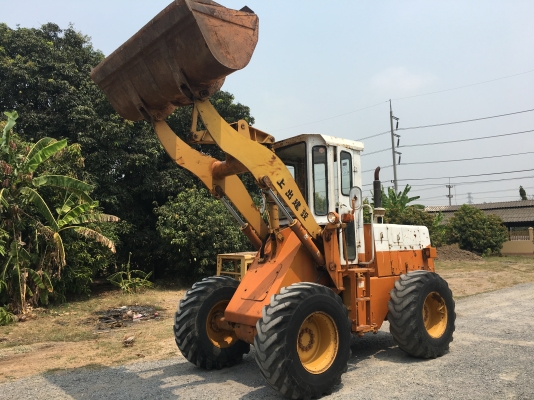 ขายรถตัก Komatsu 510 รถนอกนำเข้าจากญี่ปุ่น 100\% สภาพสวย พร้อมใช้งาน สนใจติดต่อ 081-948-5494