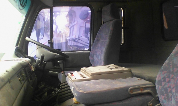 UD หัวลาก 350 แรง ปี51