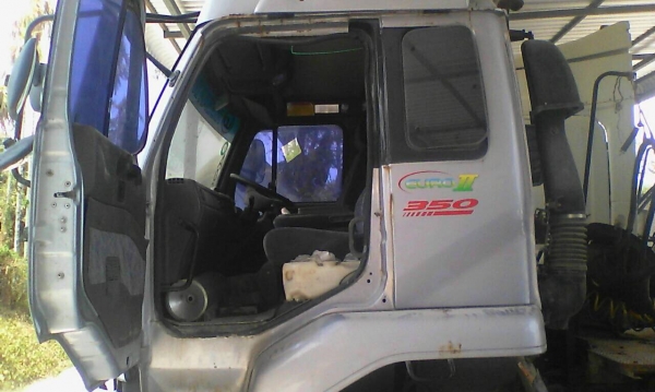 UD หัวลาก 350 แรง ปี51