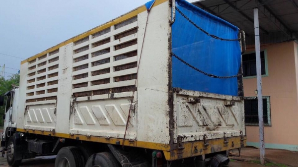 ขายรถสิบล้อ ISUZU DECA FVM 240แรง รถล่องกะบะสามมิตร