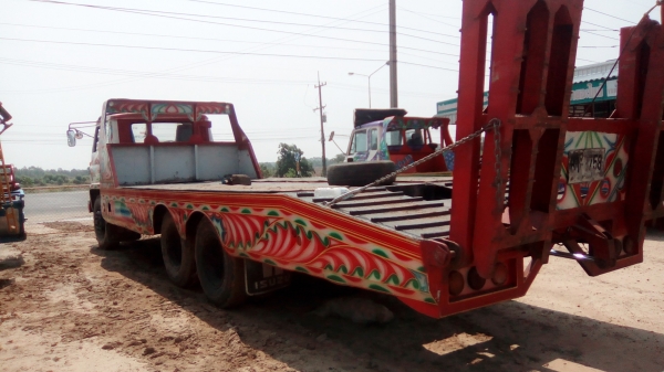 ขายรถสิบล้อเทเลอร์JCMเครื่องอีซูซุ165ราคา485000บาทโทร0862465934ครับ ขายรถสิบล้อเทเลอร์JCMเครื่องอีซูซุ165ราคา485000บาทโทร0862465934ครับ