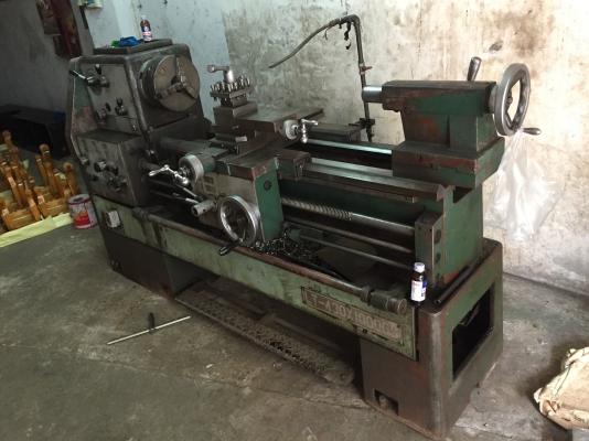 ขายกลึง6ฟุต4เพลานิ้วมิลไม่เปลี่ยนมีปั๊มน้ำครบของใต้หวันราคาถูกๆครับร้อนๆ