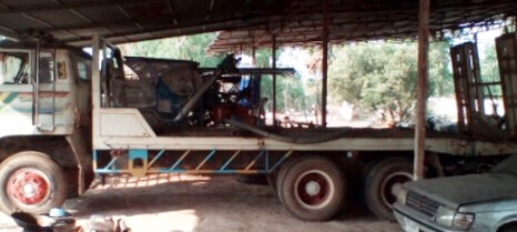 ISUZU JCM 205 HP HO6C TURBO สิบล้อ 2 เพลา เทรลเลอร์ท้ายลาดมีหางพับไฮดรอลิกส์ขึ้นรถเกี่ยวข้าวและลากรถแบ็คโฮร PC 120 ได้เลยครับไม่มีปัญหา เครื่องยนต์เทอร์โบอินเตอร์ ลงเล่มครบถูกต้องเครื่องแน่นแรงดีสุดๆไม่มีเยิ้ม ภายในห้องเก๋งคอนโซลสวยครบ พวงมาลัยเพาเวอร์ ระ