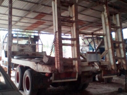 ISUZU JCM 205 HP HO6C TURBO สิบล้อ 2 เพลา เทรลเลอร์ท้ายลาดมีหางพับไฮดรอลิกส์ขึ้นรถเกี่ยวข้าวและลากรถแบ็คโฮร PC 120 ได้เลยครับไม่มีปัญหา เครื่องยนต์เทอร์โบอินเตอร์ ลงเล่มครบถูกต้องเครื่องแน่นแรงดีสุดๆไม่มีเยิ้ม ภายในห้องเก๋งคอนโซลสวยครบ พวงมาลัยเพาเวอร์ ระ