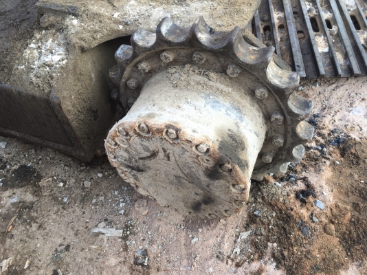 ขายด่วน ตัวเดินEX200-2 สองลูก130,000