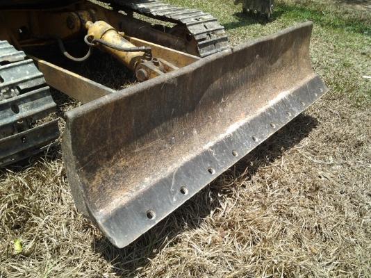 ขาย KOMATSU PC30 รุ่น 5 (ติดเก๋งมาด้วย) ราคาถูกๆ คุ้มๆครับ ขาย KOMATSU PC30 รุ่น 5 (ติดเก๋งมาด้วย) ราคาถูกๆ คุ้มๆครับ