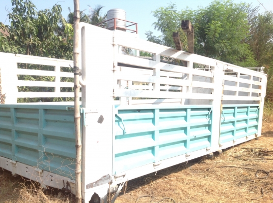 ขายกระบะสิบล้อ