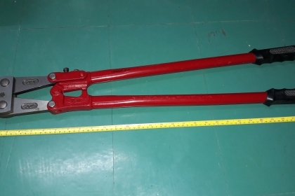 ขายกรรไกรตัดเหล็กขนาดใหญ่30นิ้วงานเก่าเก็บTAPARIA Made in India.