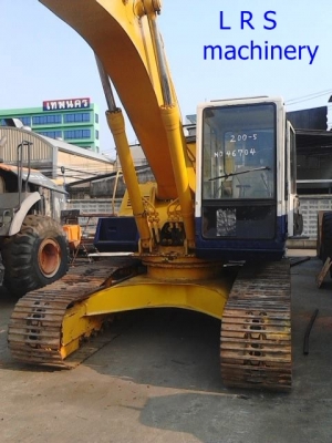 ขาย KOMATSU PC200-5  เก่านอกแท้