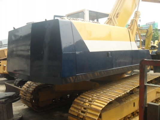 ขาย KOMATSU PC200-5  เก่านอกแท้