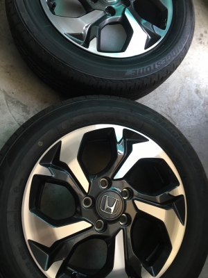 ล้อแม็กพร้อมยางป้ายแดง Honda BRV ขอบ 16