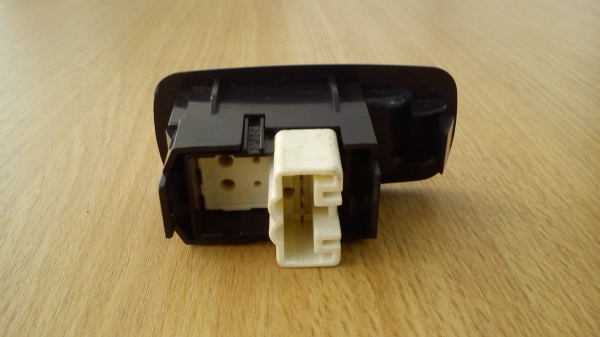 สวิตช์ กระจกไฟฟ้า TOYOTA พร้อมกรอบ สวิตช์ กระจกไฟฟ้า TOYOTA พร้อมกรอบ