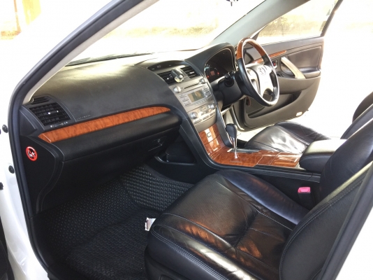 toyota camry 2.0 extremo สีขาว ปี 2009 สวยครบ จบๆ เครื่องเกียร์ช่วงล่าง สมบูรณ์มาก toyota camry 2.0 extremo สีขาว ปี 2009 สวยครบ จบๆ เครื่องเกียร์ช่วงล่าง สมบูรณ์มาก