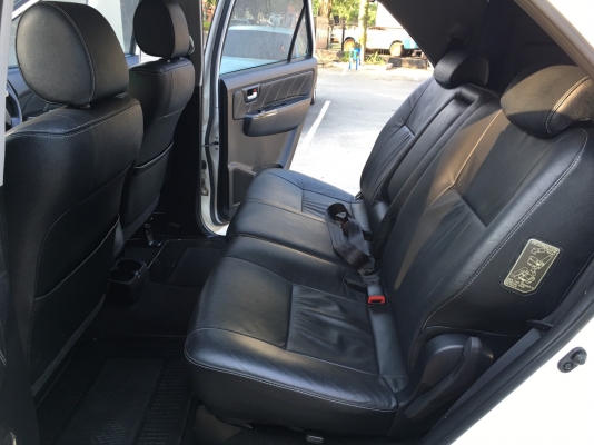 toyota fortuner 2.5 v ปี 2015 สีขาว รถมือเดียวออฟชั่นครบ ไมล์ 35xxx toyota fortuner 2.5 v ปี 2015 สีขาว รถมือเดียวออฟชั่นครบ ไมล์ 35xxx