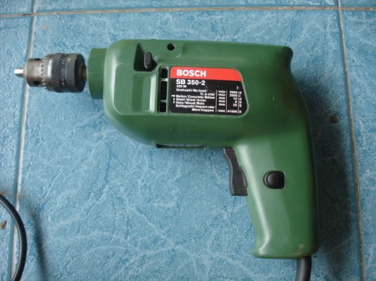 สว่าน BOSCH Swiss made มือสองสภาพดี สว่าน BOSCH Swiss made มือสองสภาพดี