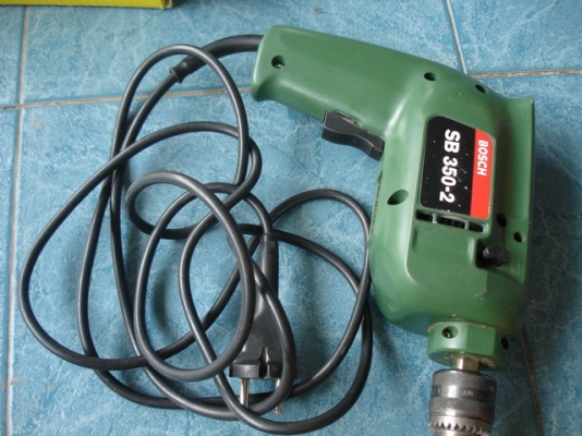 สว่าน BOSCH Swiss made มือสองสภาพดี สว่าน BOSCH Swiss made มือสองสภาพดี