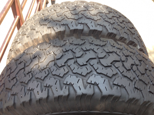 ยาง BF Goodrich 265 75 16 สิ้นปี12 ดอกสวย พร้อมใช้งาน ราคาไม่แพง