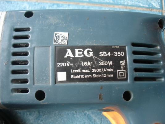 สว่าน AEG made in Germany มือสองสภาพดี สว่าน AEG made in Germany มือสองสภาพดี