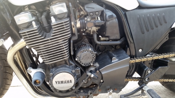 ขายYAMAHA XJR1300 แต่งพร้อมทะเบียนแท้